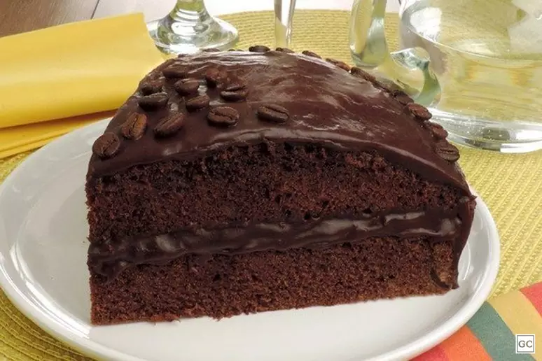 Bolo de Café Recheado